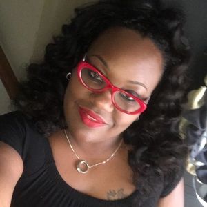 Meet your Posher, Ramonda